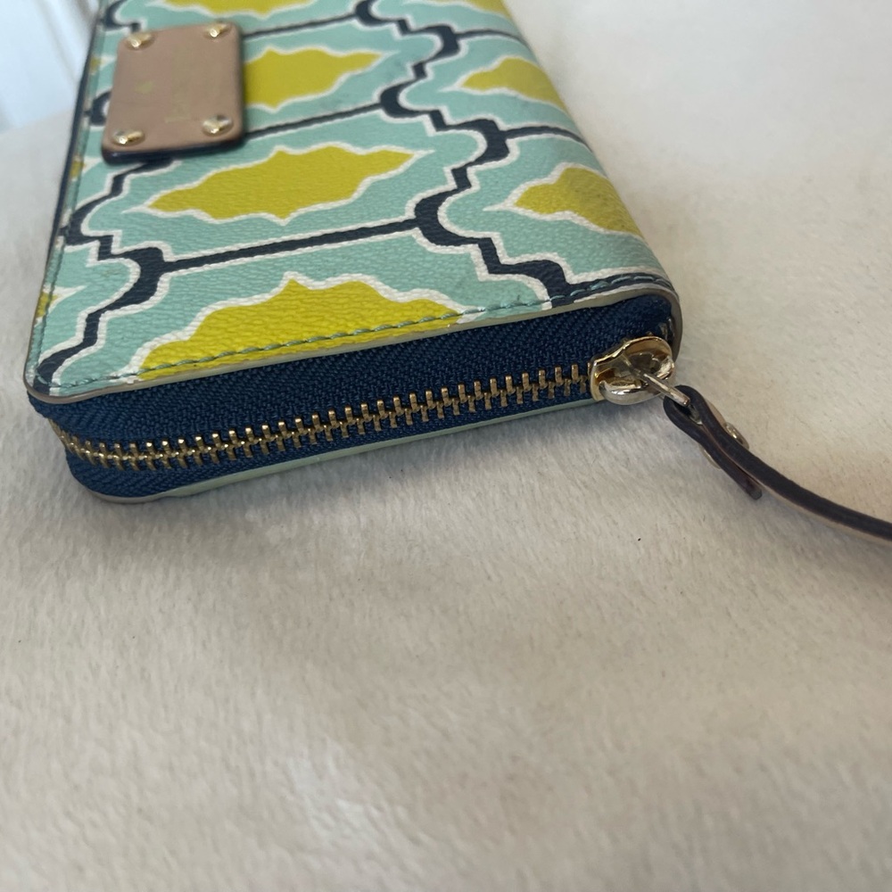 Kate Spade Multicolor Patterned Wallet EUC - Picture 4 of 10
